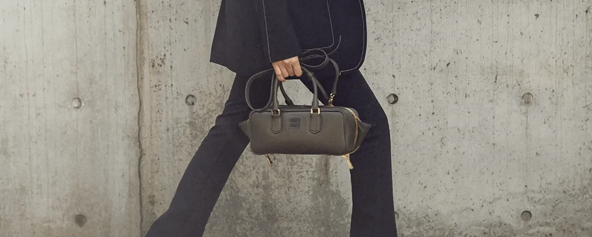 パパ活女子に人気のバッグMIU MIU アルカディ